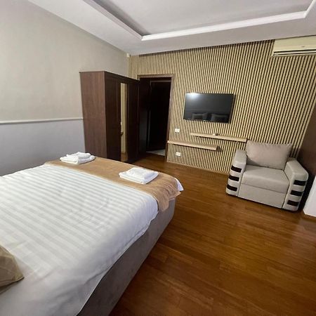 Therme Airport Resort Corbeanca Ngoại thất bức ảnh