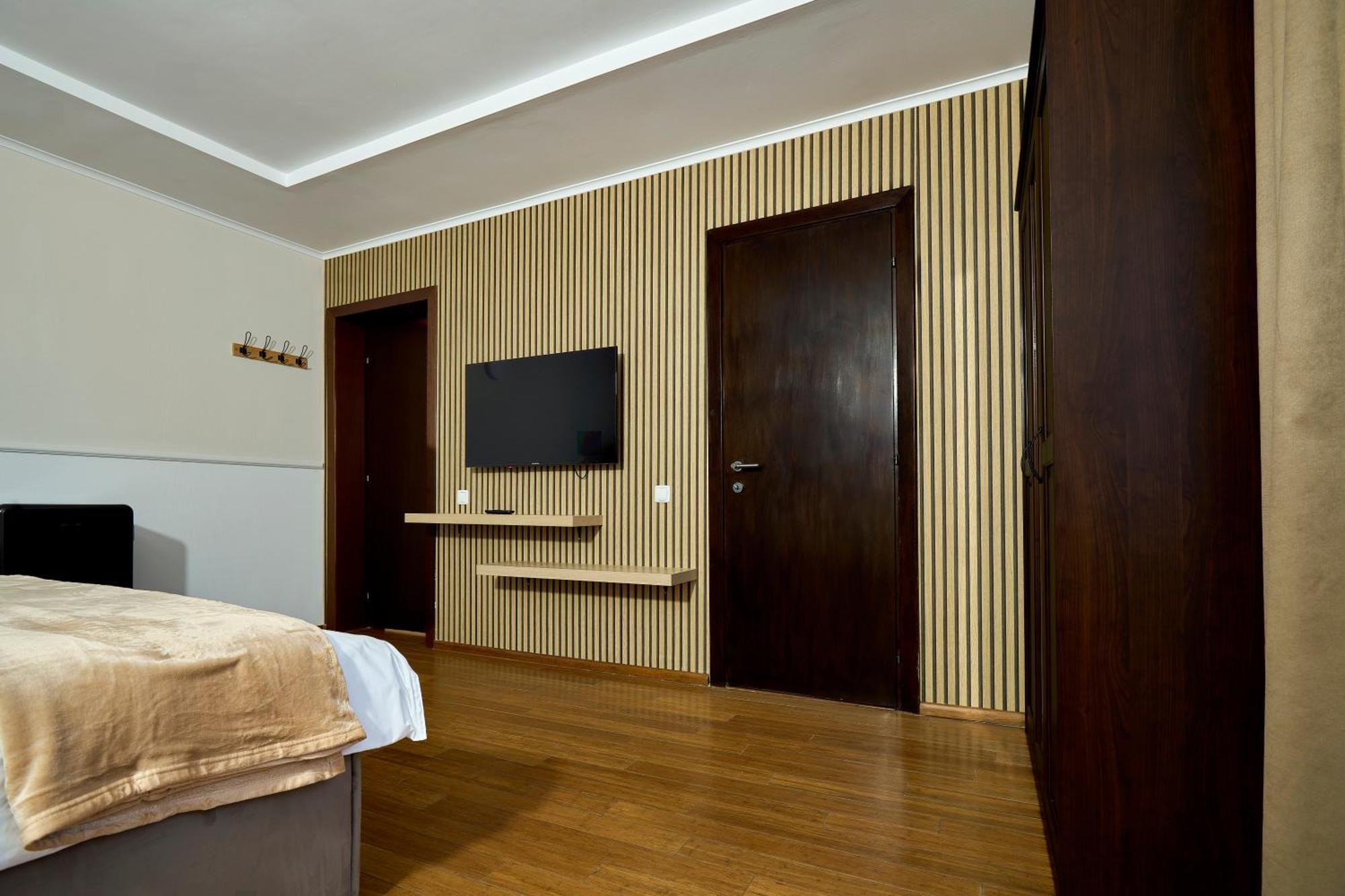 Therme Airport Resort Corbeanca Ngoại thất bức ảnh