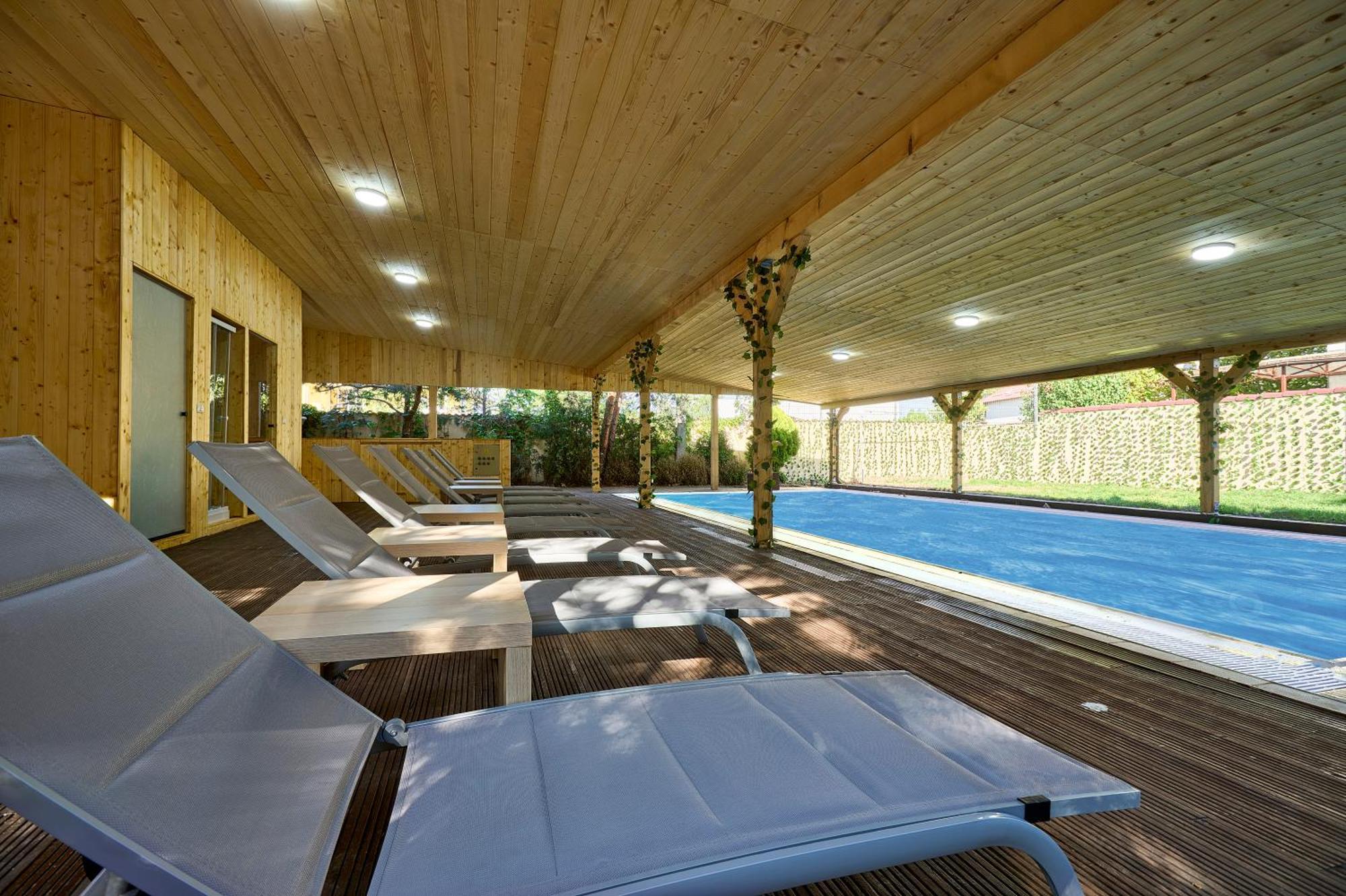 Therme Airport Resort Corbeanca Ngoại thất bức ảnh